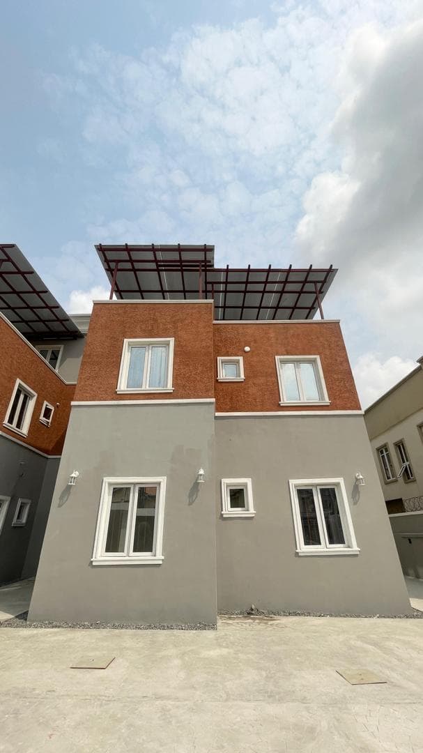 Bajarin Projects construction showcase